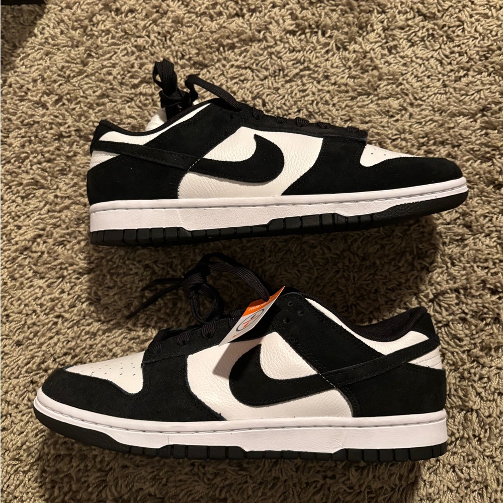 Nike Women’s Dunk Low Panda Black SUEDE with White LEATHER. Size 8.5W or 7M